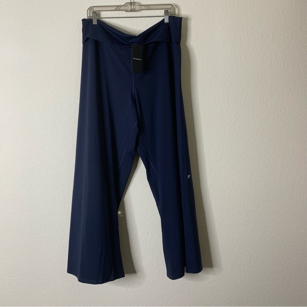 Fabletics womens lot of 2 fold over straight leg pants 1X NWT - Picture 2 of 13